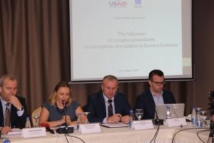 Qytetarët mendojnë se Dogana mund t’i thjeshtësojë procedurat