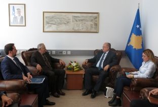 Kelmendi e Gjetaj konstatojnë se bashkëpunimi me Serbinë për të pagjeturit po mungon