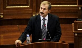 Kurteshi: Vetëm hetimi i pavarur heq dyshimet për lidhjen e shtetit me vdekjen e Deharit