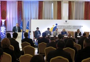 Kelmendi u flet ambasadorëve