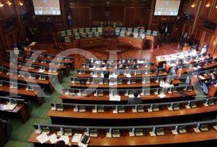 Krejt çfarë u tha dhe u bë sot në Kuvend për “rastin Dehari” [video]