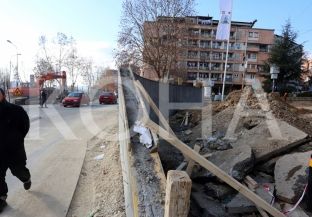 Veseli: Nëse nuk e heqin ata murin në Mitrovicë, do ta heqim ne [video]