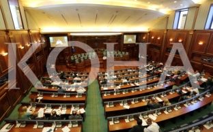 Stojanoviq thotë se pa AKS s’ka kthim në institucione, kërcënon të kthyerit