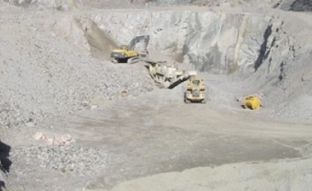 Më së shumti mbeturina gjenerohen nga industria dhe gurëthyeset