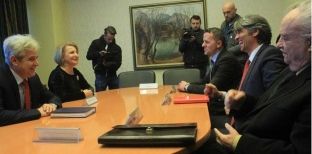  “Besa” e PDSH bojkotojnë takimin me BDI-në, te Ahmeti vetëm “Aleanca”