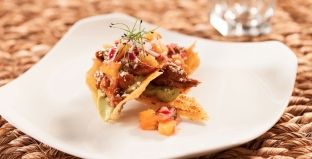 Eljesa Haxhiu rrëmben çmimin e parë në garën kombëtare amerikane të kulinarisë