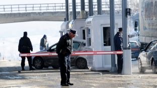  Për pritjet në kufi fajësohet edhe Byroja Kosovare e Sigurimeve, kjo e mohon