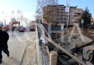 Haradinaj tregon zgjidhjen për murin në Mitrovicë