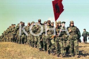 Mustafa: Të kërkuar nga INTERPOL-i janë 20 ish-pjesëtarë të UÇK-së
