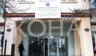 Ministria e Shëndetësisë shkel të drejtën e pacientëve për kompensim material