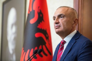 Meta: BE nuk duhet ta vonojë më regjimin pa viza për qytetarët e Kosovës