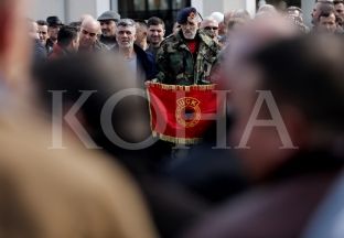 VV e AAK e çojnë në Kushtetuese Ligjin për Veteranë