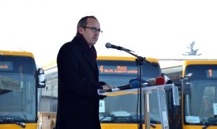 Hoti premton autobusë të rinj urbanë edhe për 6 komuna tjera