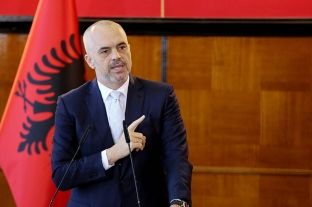 Rama, në ditëlindjen e Isa Boletinit, flet për Specialen e për trenin