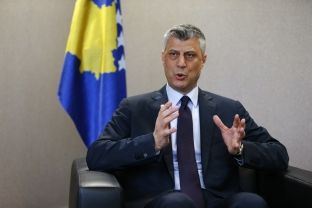 Thaçi bën homazhe te varri i aktivistit të LDK-së, Haki Imeri