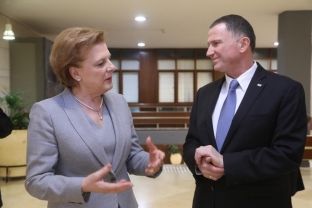 Ditët e Shqipërisë mbahen për herë të parë në Parlamentin e Izraelit