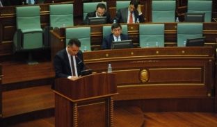 Lekaj kërkon të veprohet me murin ashtu siç u veprua me trenin ilegal