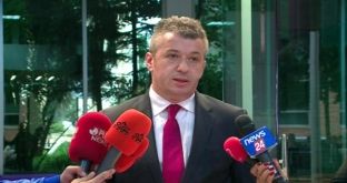 Pasuria, Prokuroria nis hetimet për deputetin Peza