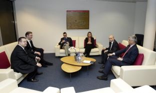 Opozita kundërshton dialogun, kërkon seancë të jashtëzakonshme [video]