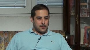 Zyra e Serbisë për Kosovën shkarkon këshilltarin Misho Vaciq