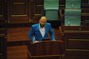 Fjala: Dialogu me Serbinë po e zhvendos Kosovën nga pozita e viktimës në atë të fajtorit