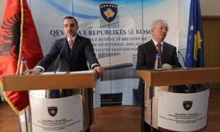 Tahiri: I kemi shkruar INTERPOL-it për flet-arrestet e Serbisë