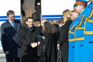 Tsipras në Beograd, pritet “mosnjohja” e Kosovës