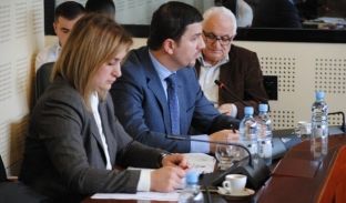 “Bujqësia kurrë s’ka qenë më keq, bujqësia kurrë s’ka qenë më mirë”
