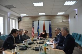 Ambasada amerikane dhe ajo britanike mbështesin KGjK-në