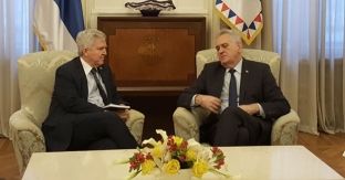 Takime urgjente të Nikoliqit me ambasadorin e SHBA, Rusisë dhe Kinës