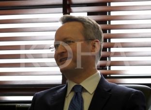  “Agron Selimaj u shkarkua, nuk dha dorëheqje nga AKI-ja”