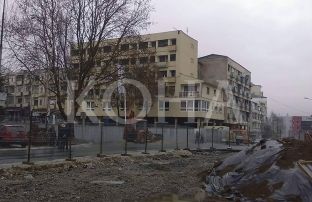 Nis rrethimi i murit në veri