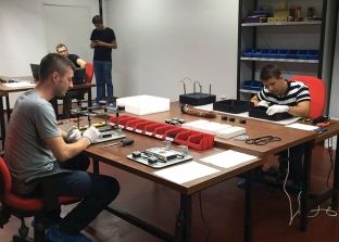 Kosovarët që prodhuan printerin 3D