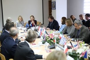 Hoxha: Reforma në drejtësi përmes rritjes së llogaridhënies, prioritet për vitin 2017
