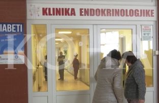Ministri i Shëndetësisë nuk brengoset për përdorimin e Gensulinës [video]