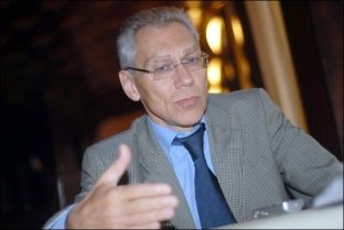 Rusia vazhdimisht në kontakt me Serbinë kundër Kosovës