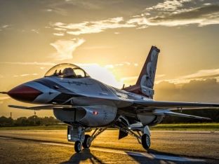 Turqia e furnizon Kosovën me avionë e tanke, sipas Serbisë