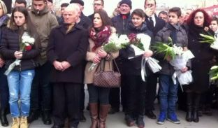 Homazhe në vendin e rënies për Balajn dhe Xheladinin