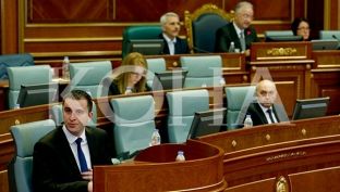 Lista Srpska do që statuti i AKS-së të hartohet me ndihmën e Beogradit