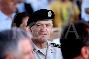  Ish-komandanti i FSK-së të hënën zyrtarizon kalimin në PDK