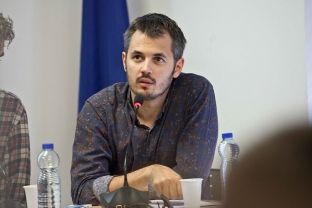 Maliqi fajëson edhe Qeverinë edhe opozitën për mos-liberalizim