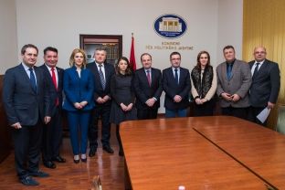 Rama pret delegacionin kosovar, vlerëson maturinë ndaj situatës me Serbinë