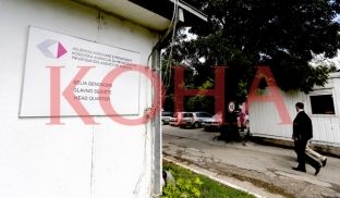 Pas shkeljeve, AKP-ja heq dorë nga tenderi për sigurime fizike të objekteve