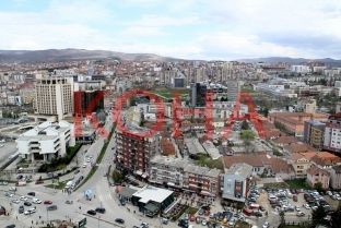 350 mijë objekte pa leje, ndotja e ajrit shqetësuese