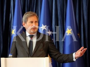 Hahn: Ballkani, fuçi nafte që pret vetëm një shkëndijë zjarri për të marrë flakë