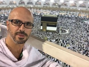 Sidrit Bejleri shkon në Haxh