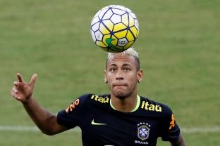 Neymar synon karrierë edhe në muzikë