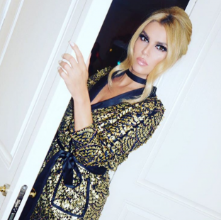  Leonora Jakupi paralajmëron këngën e re [video]