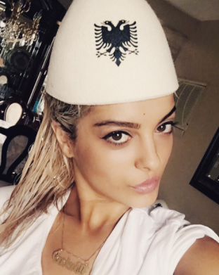  Bebe Rexha nën ethe të kombëtares