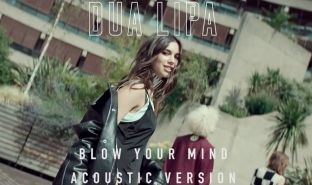 Dua Lipa sjell “Blow Your Mind” në versionin akustik [video]